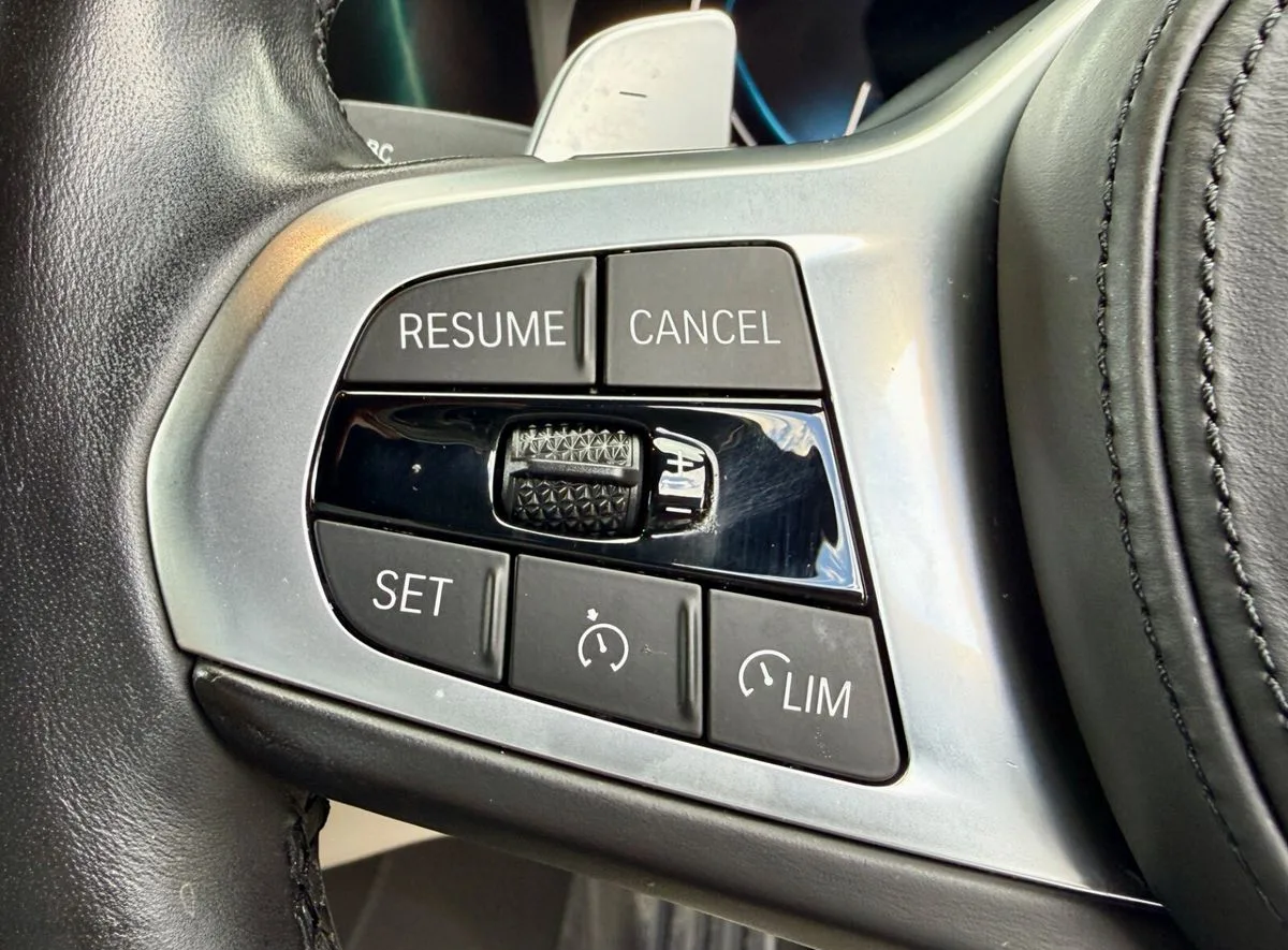 2021 BMW 3-Series – photo 16