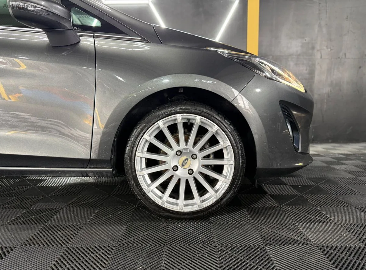 2018 Ford Fiesta – photo 4