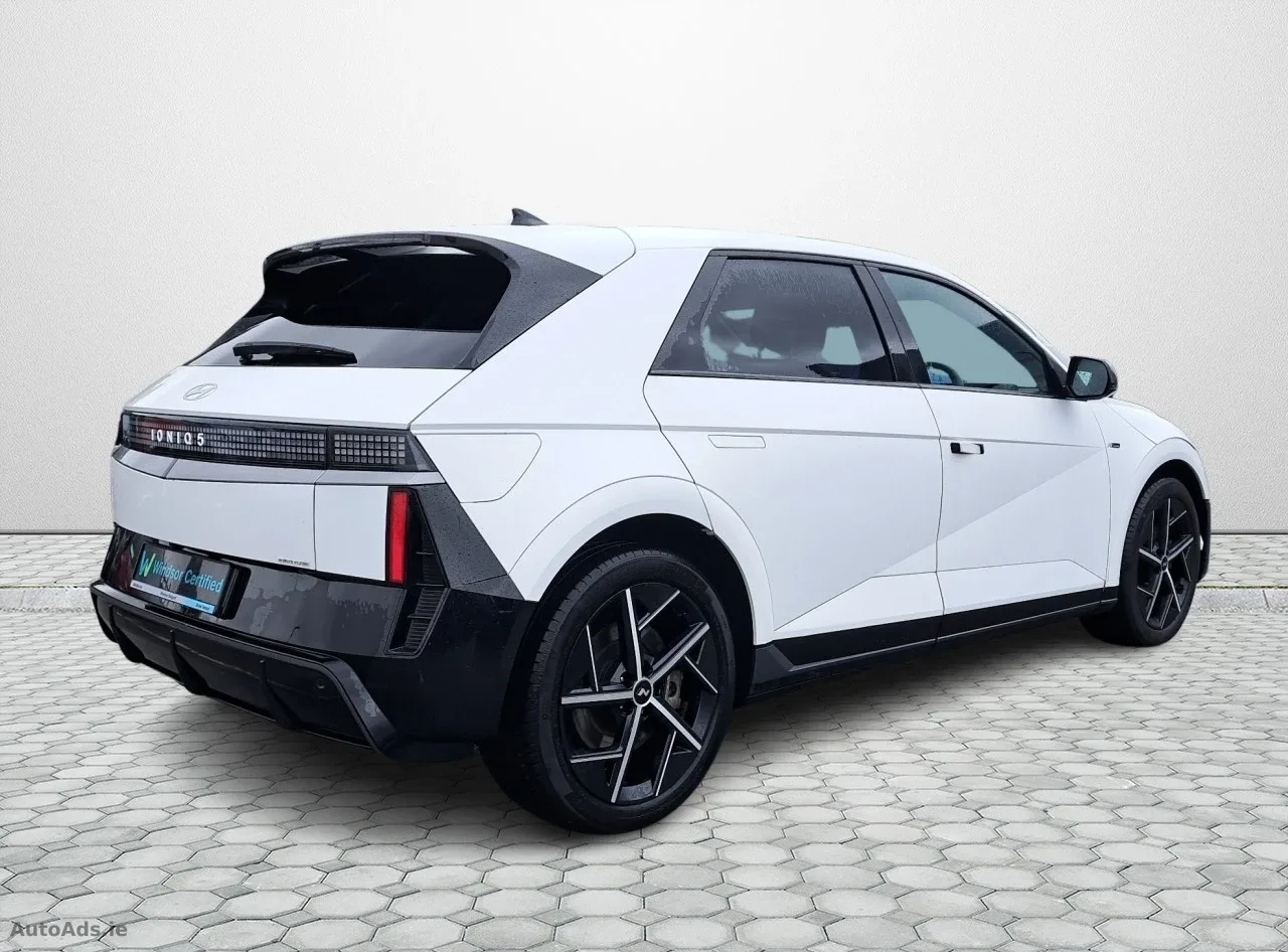 2025 Hyundai IONIQ 5 – photo 2