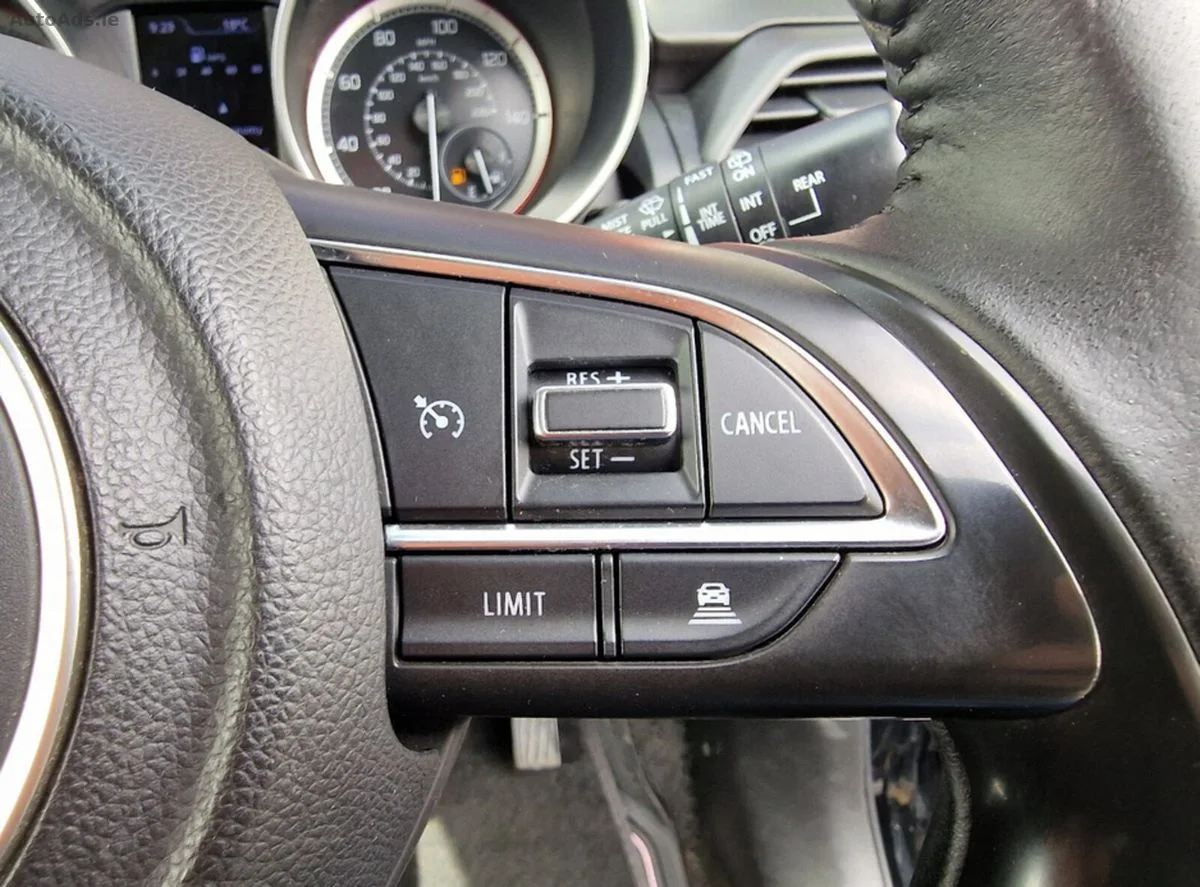 2018 Suzuki Swift – photo 18