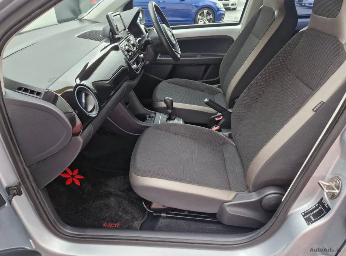 2014 Volkswagen up! – photo 19