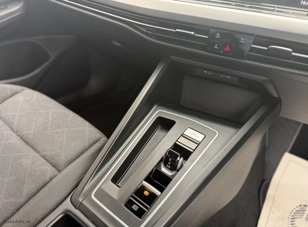 2023 Volkswagen Golf – photo 12