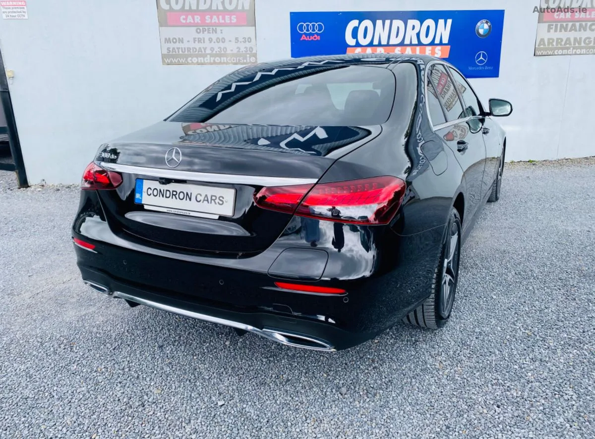 2021 Mercedes-Benz E-Class – photo 6