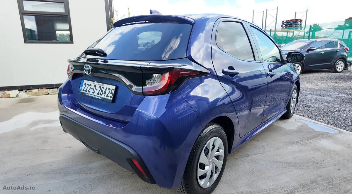 2022 Toyota Yaris – photo 6
