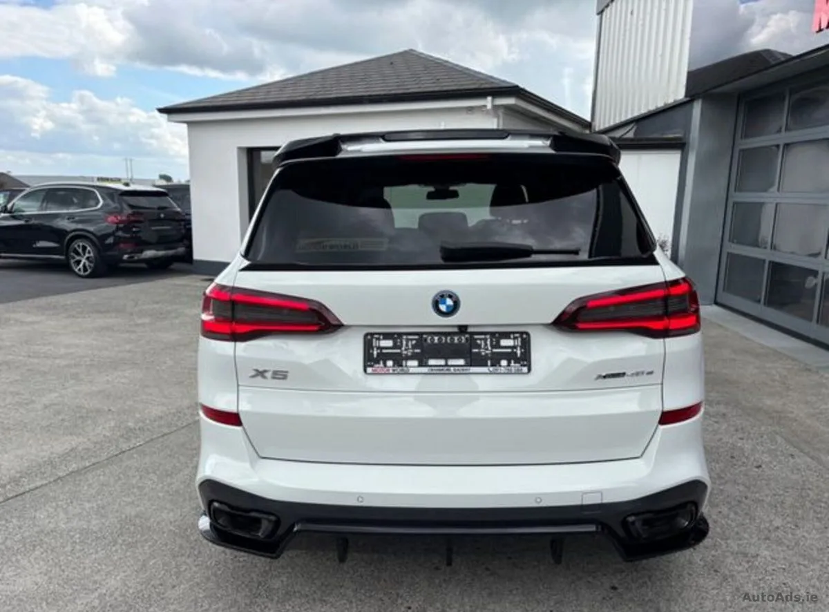 2023 BMW X5 – photo 3