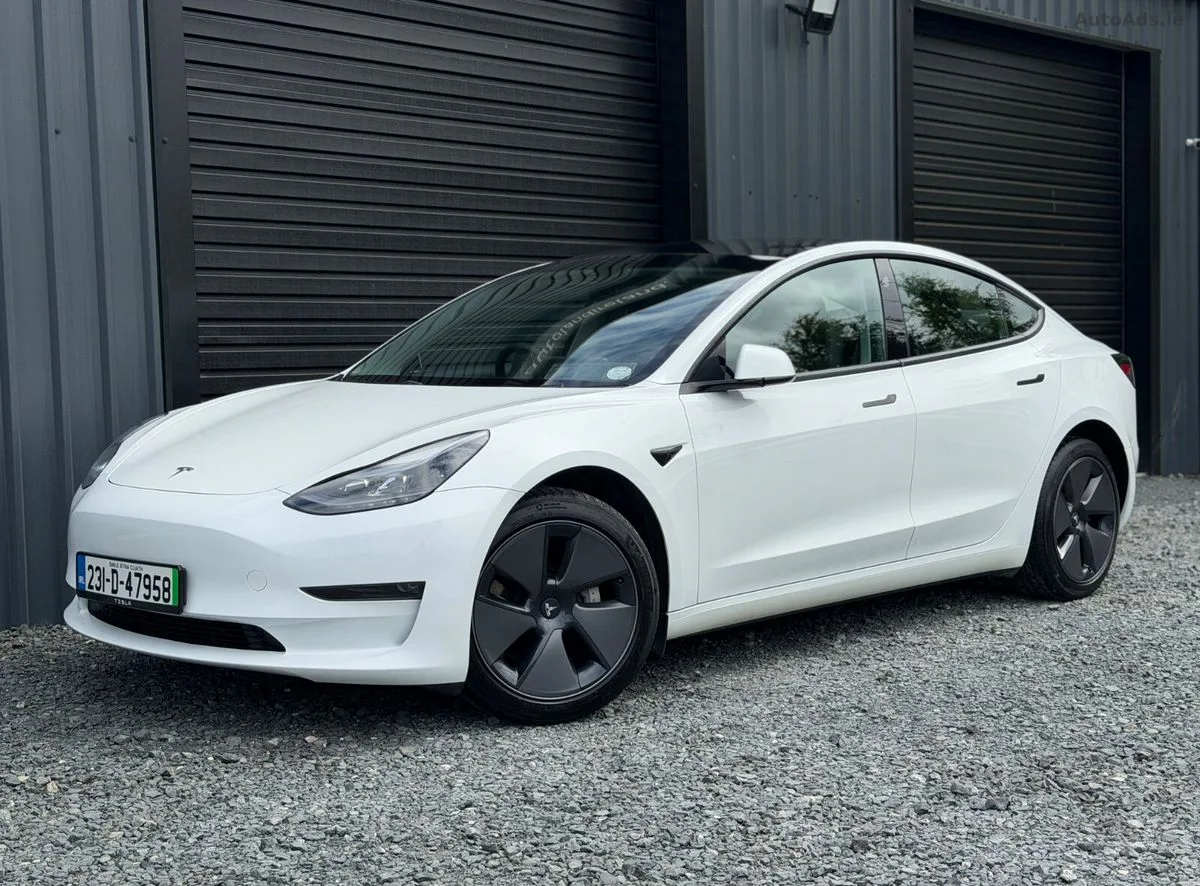 2023 Tesla Model 3