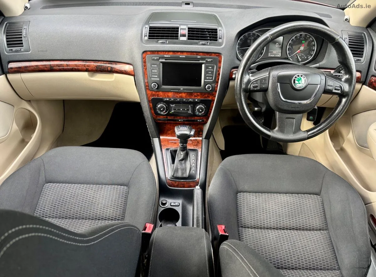 2011 Skoda Octavia – photo 15