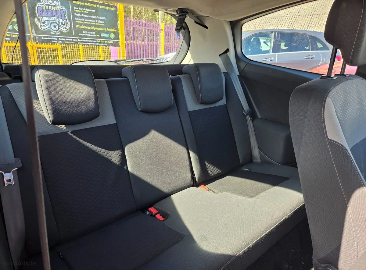 2011 Renault Clio – photo 15