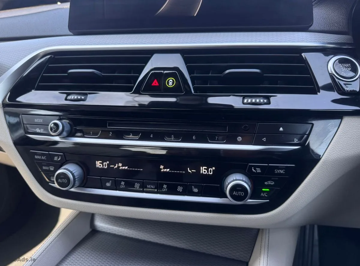 2018 BMW 5-Series – photo 14