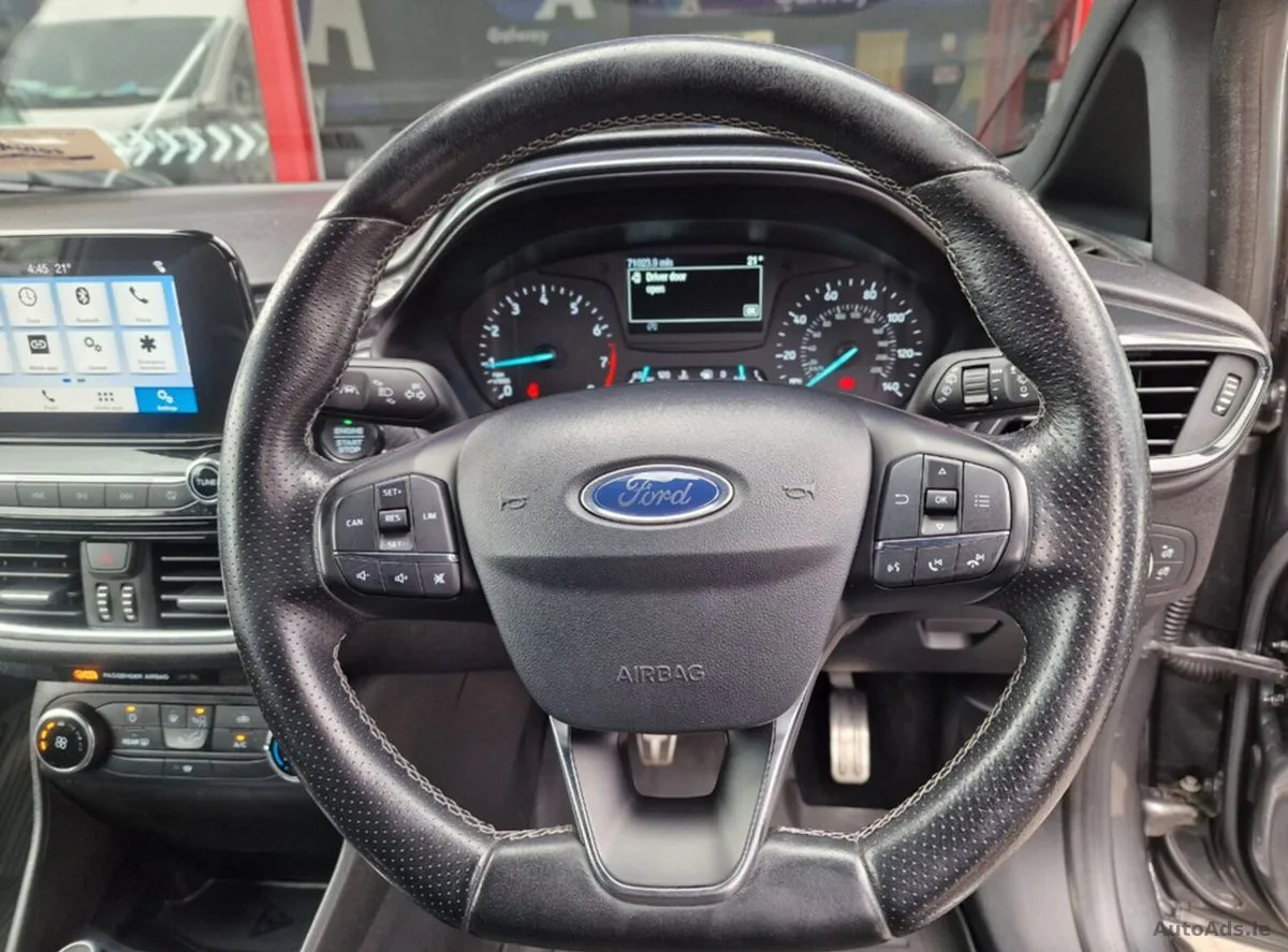 2018 Ford Fiesta – photo 17