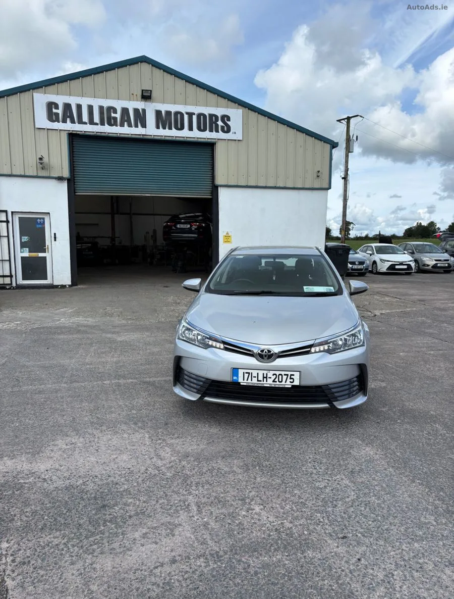 2017 Toyota Corolla – photo 2