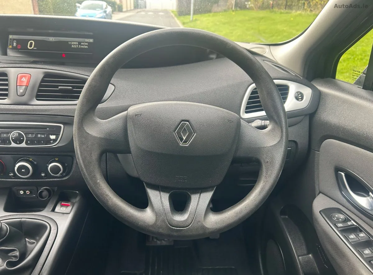 2010 Renault Grand Scenic – photo 16