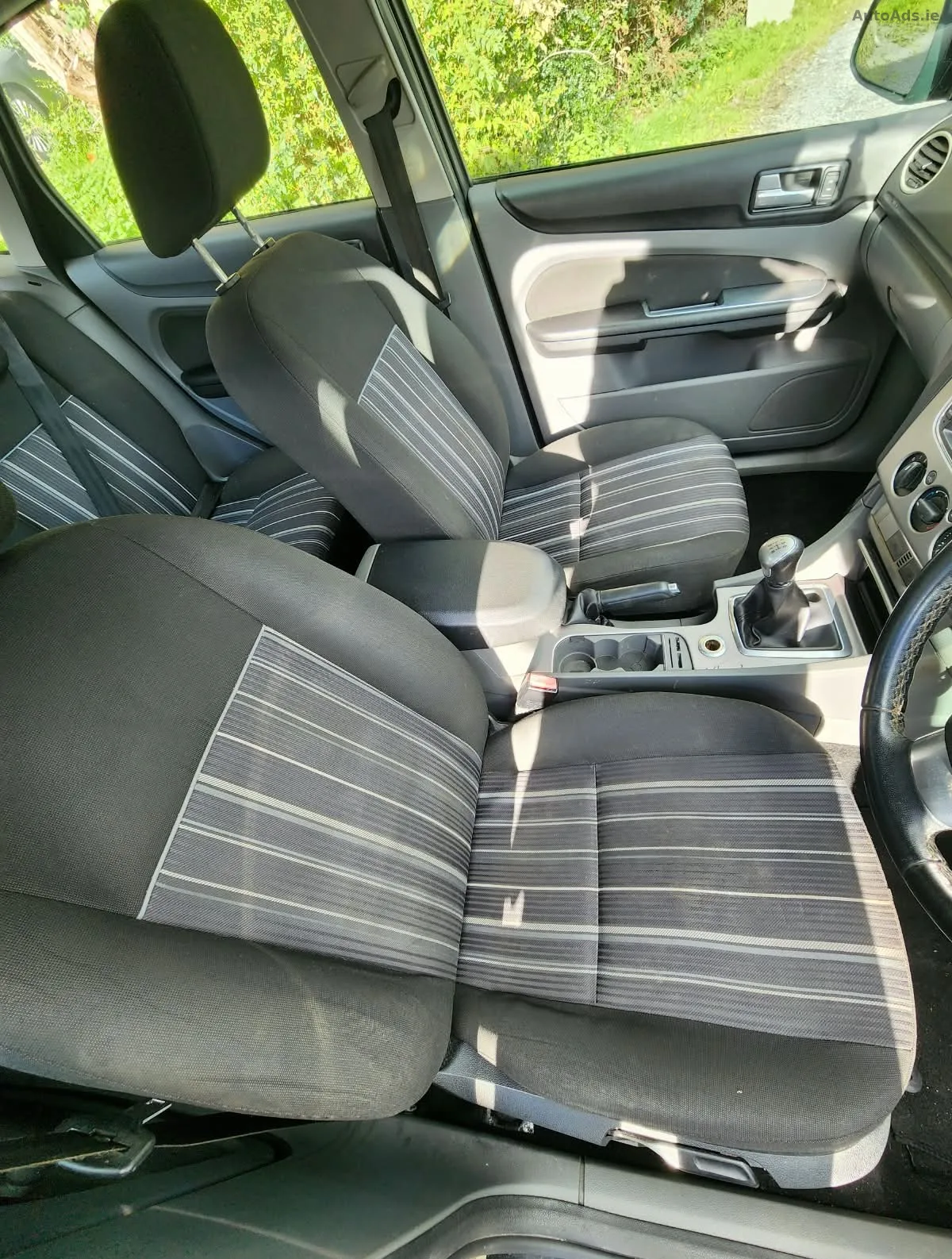 2010 Ford Focus – photo 3