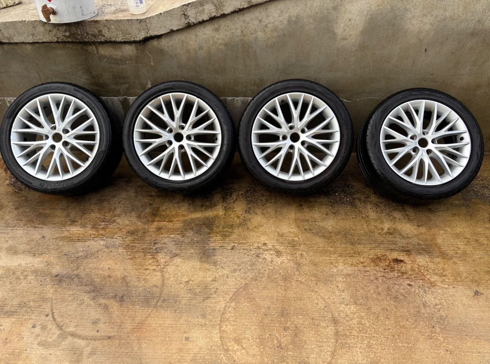 Wheels – photo 1