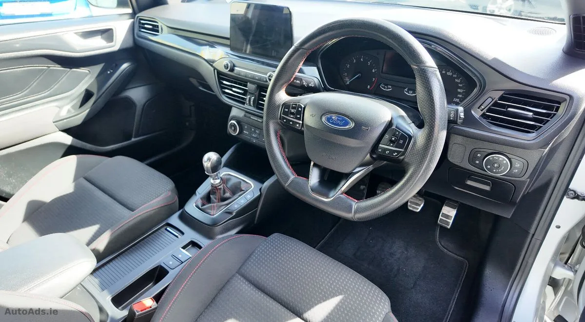 2019 Ford Focus – photo 12