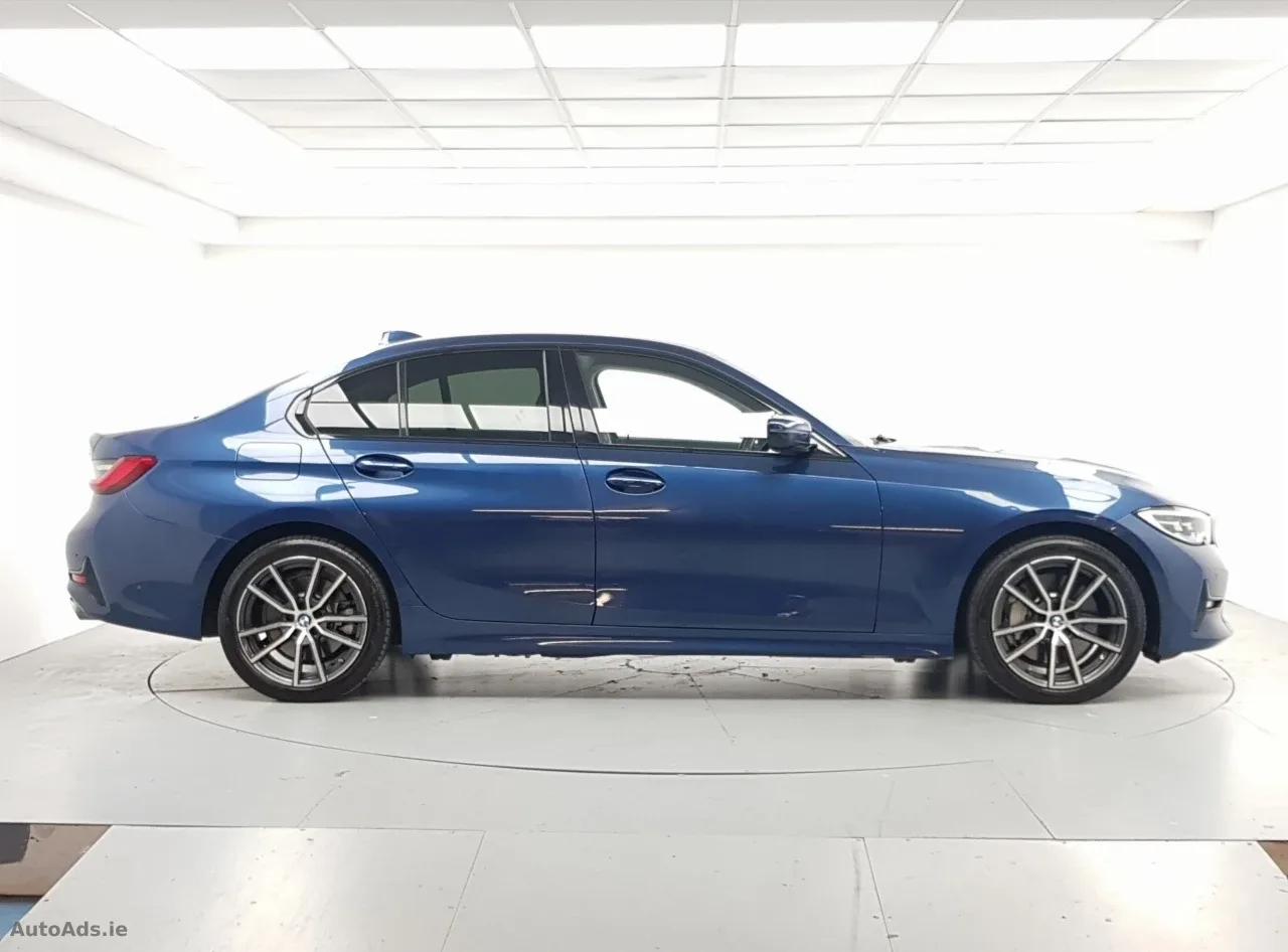 2021 BMW 3 Series – photo 9
