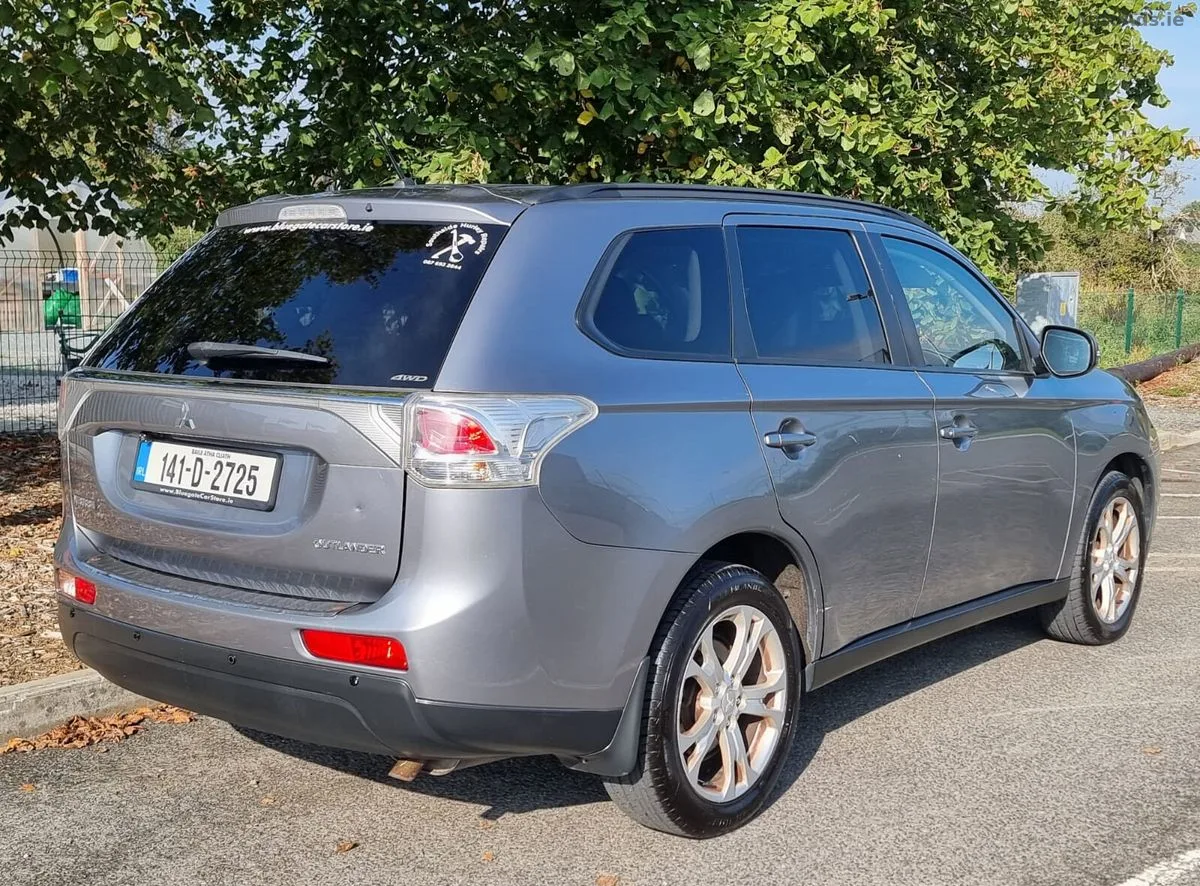 2014 Mitsubishi Outlander – photo 3