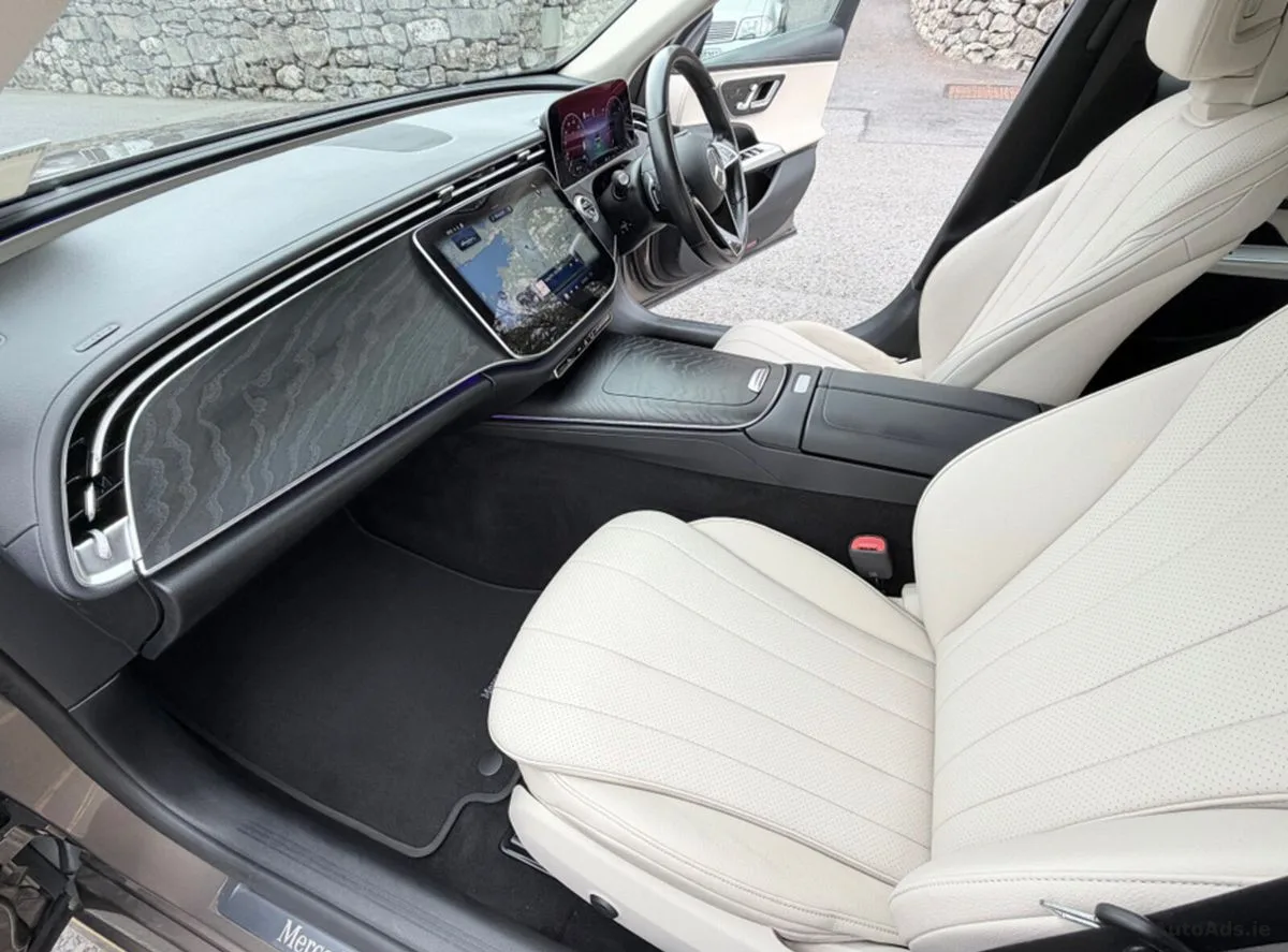 2025 Mercedes-Benz E-Class – photo 12