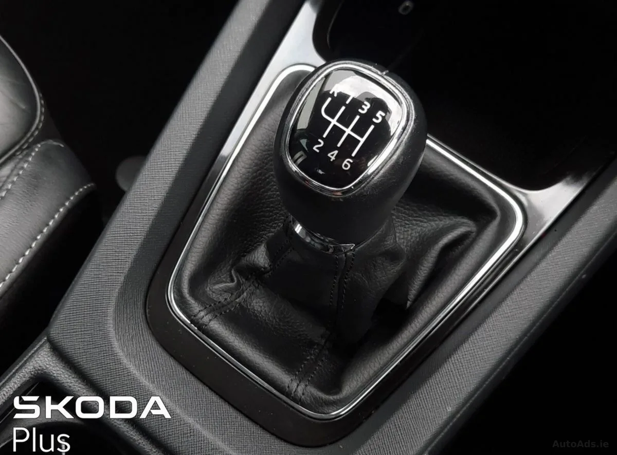 2023 Skoda Octavia – photo 10