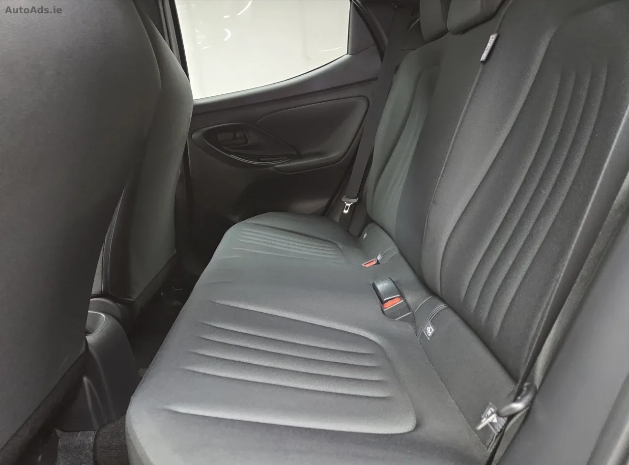 2024 Toyota Yaris – photo 6