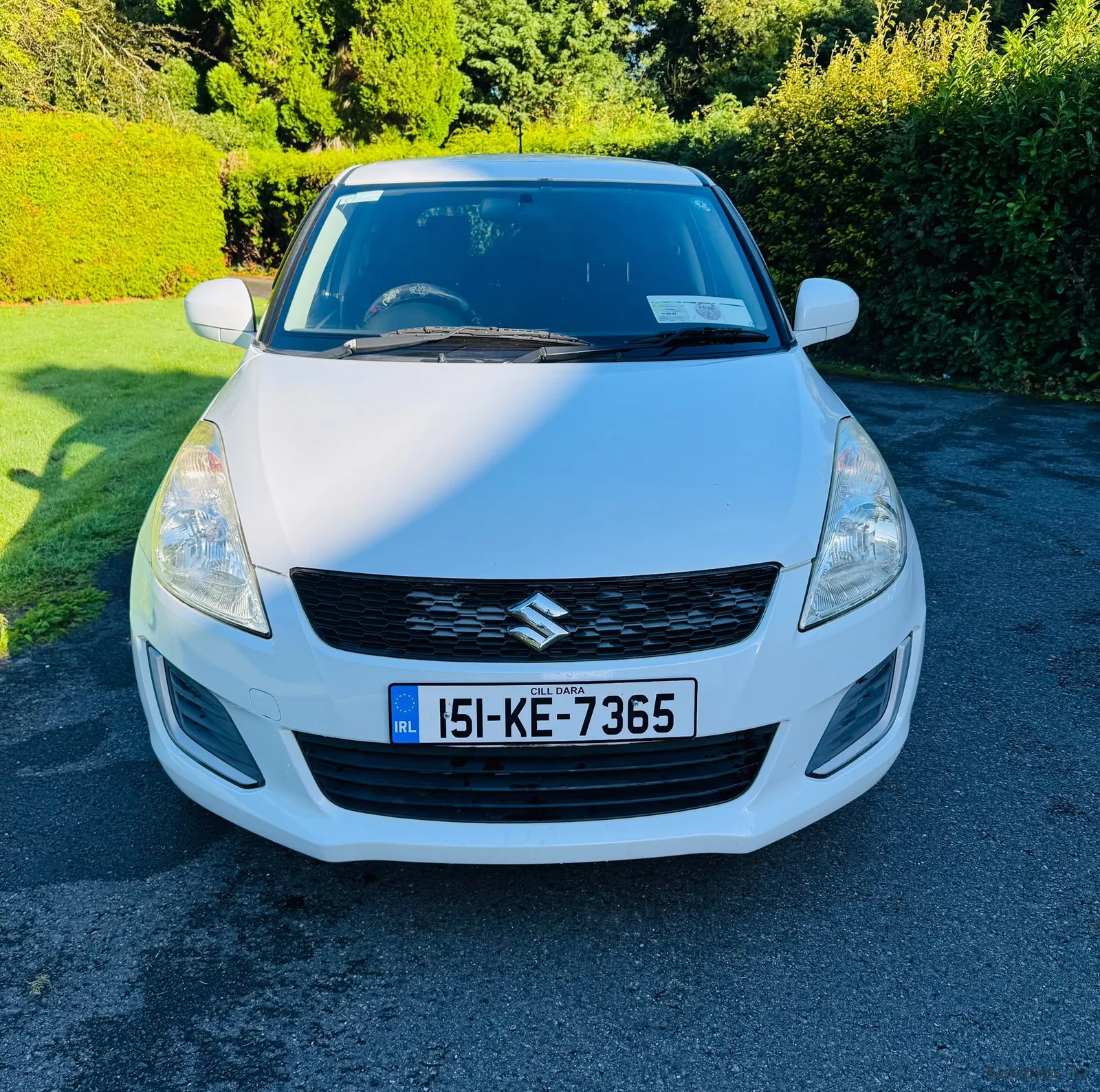 2015 Suzuki Swift – photo 2