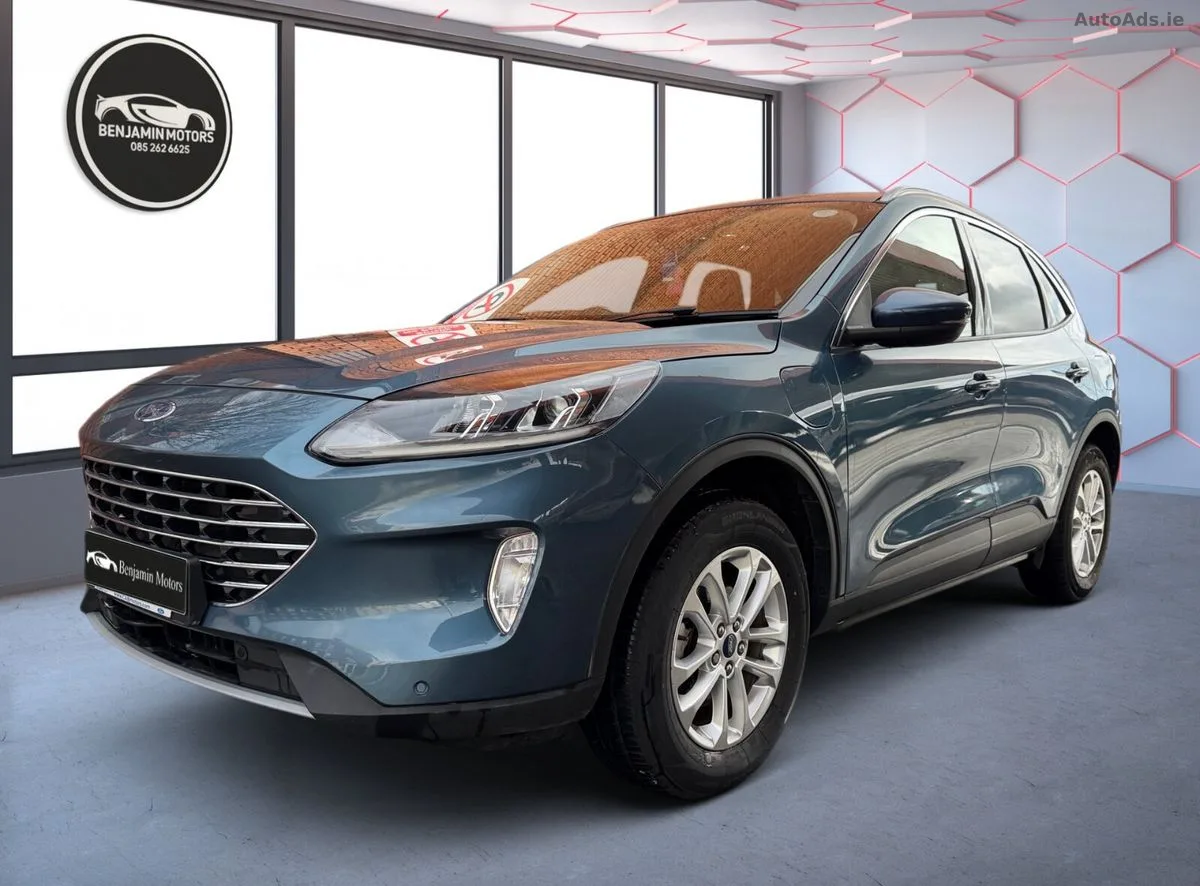 2022 Ford Kuga – photo 2