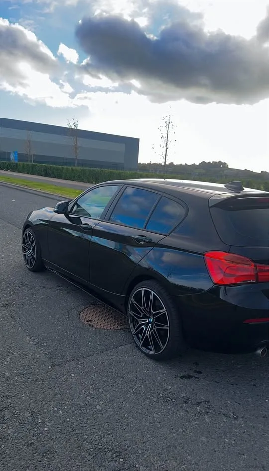 2016 BMW 1 Series – photo 2