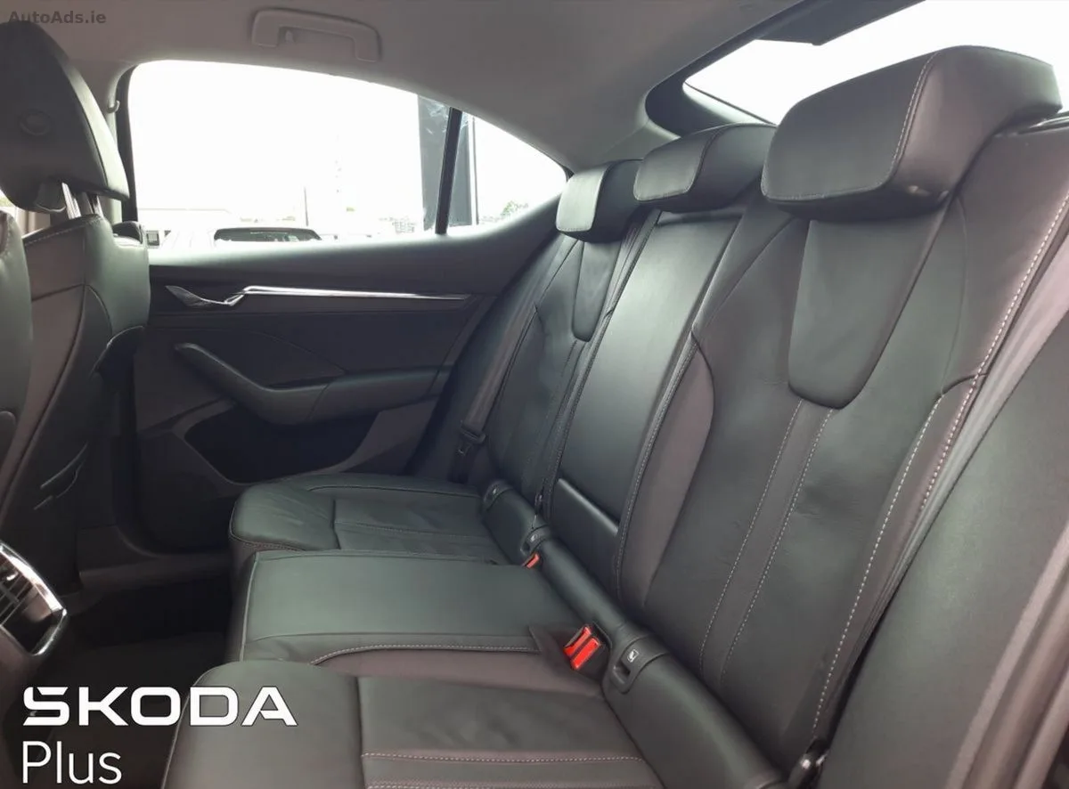 2023 Skoda Octavia – photo 7
