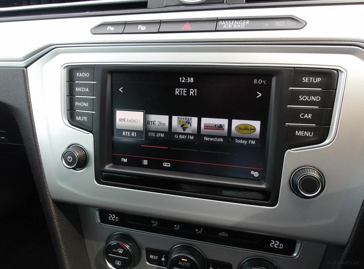 2016 Volkswagen Passat – photo 4