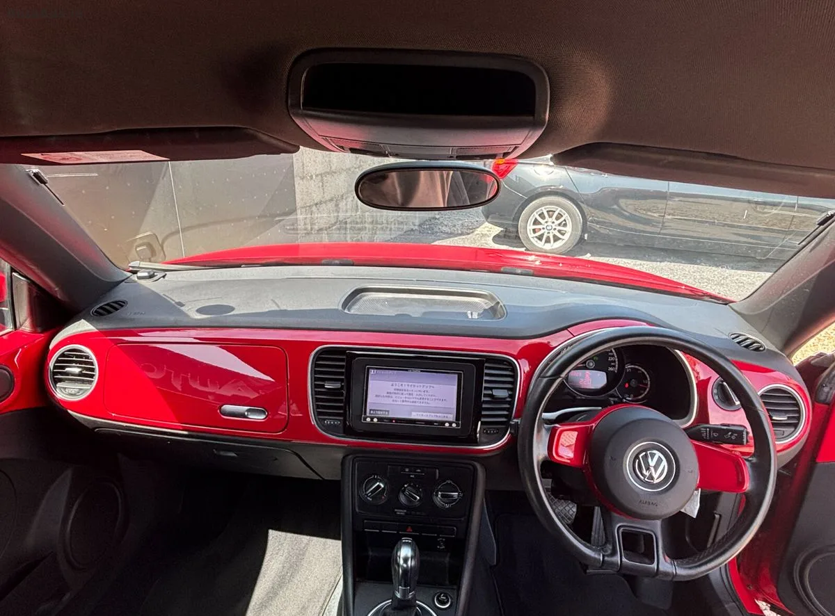 2012 Volkswagen Beetle – photo 13