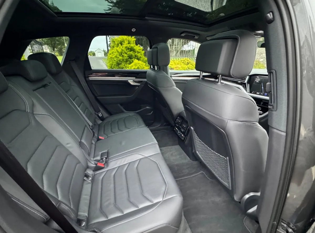 2024 Volkswagen Touareg – photo 14