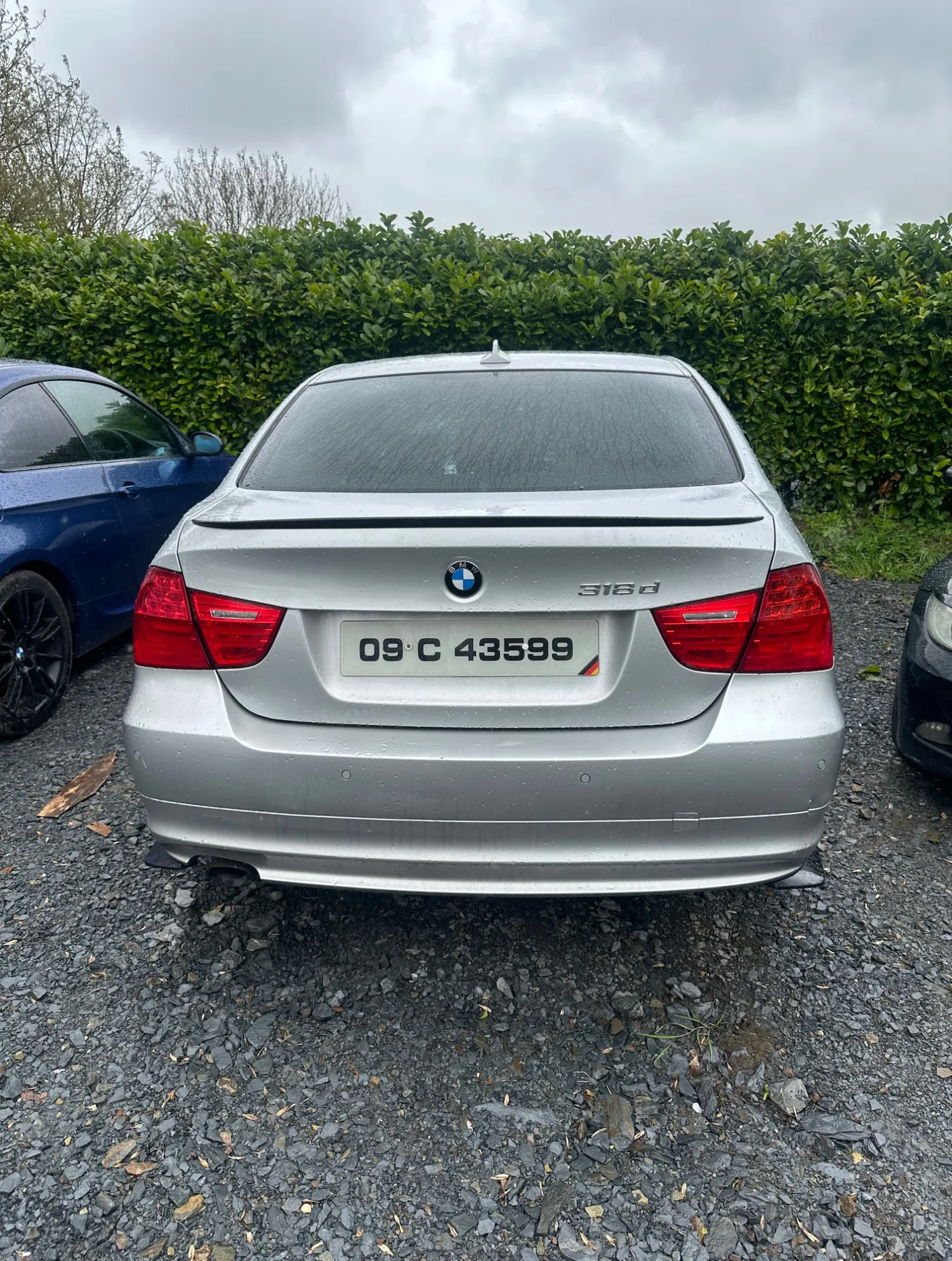2009 BMW 3 Series – photo 2