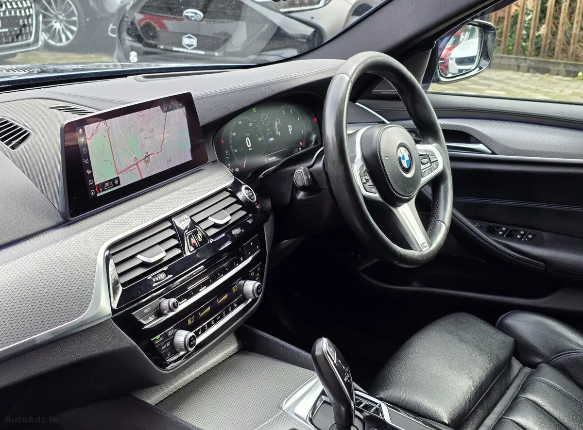 2019 BMW 5-Series – photo 14