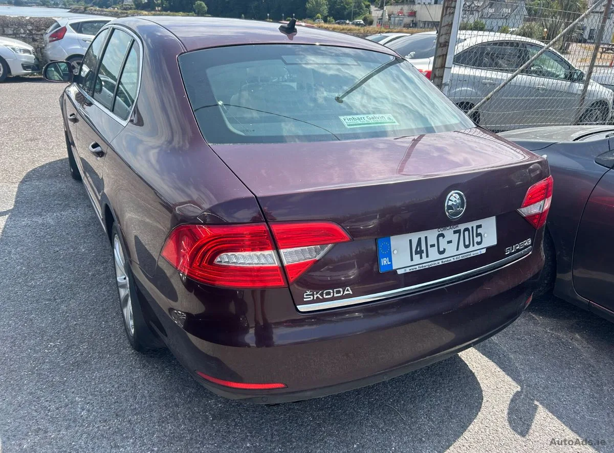 2014 Skoda Superb – photo 8