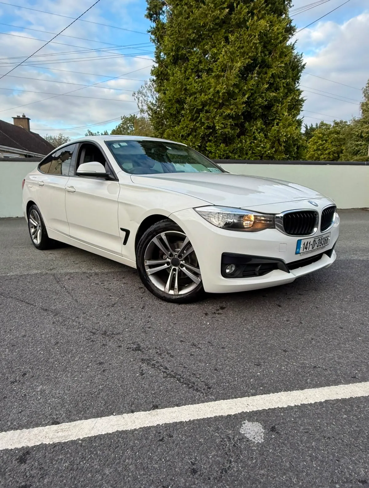 2014 BMW 3 Series – photo 2