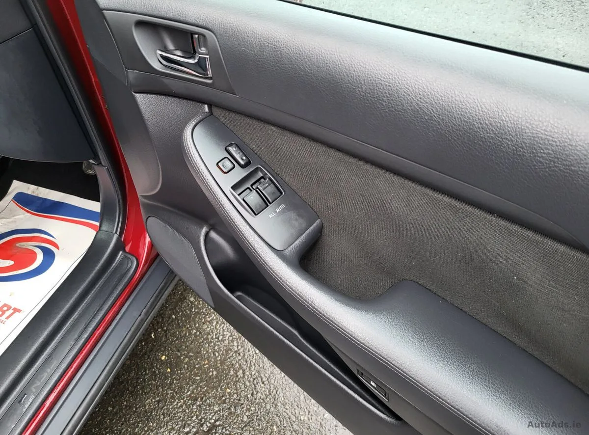 2006 Toyota Avensis – photo 10