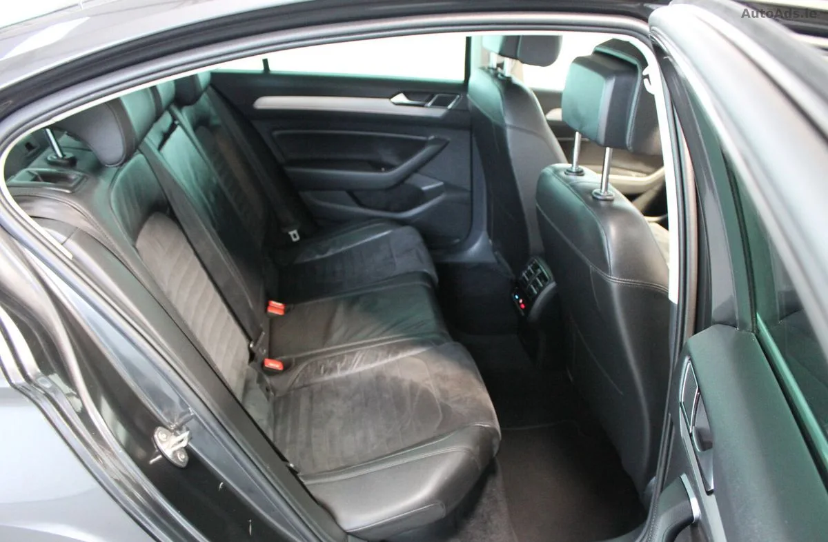 2018 Volkswagen Passat – photo 14