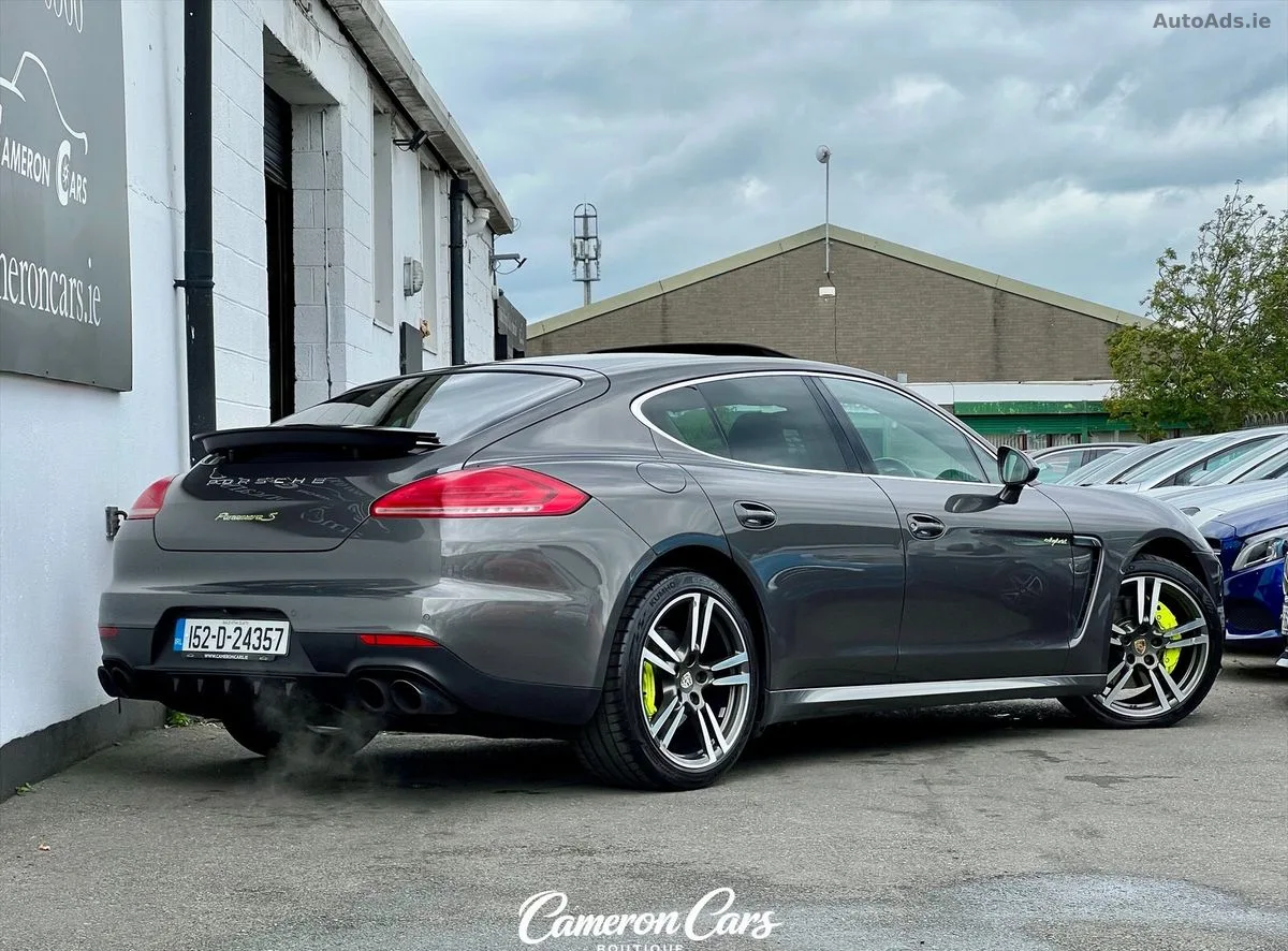 2015 Porsche Panamera – photo 4