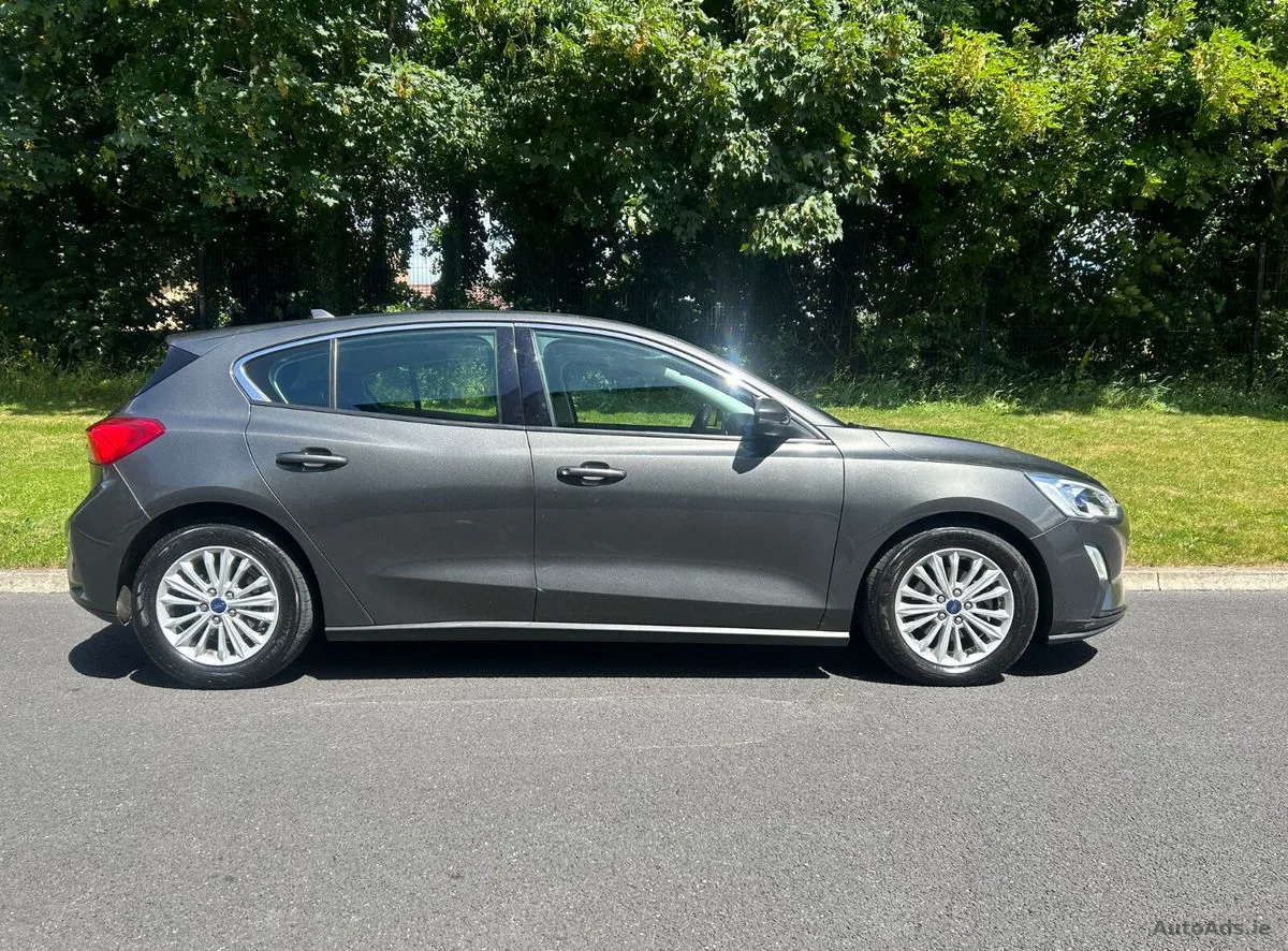2019 Ford Focus – photo 3