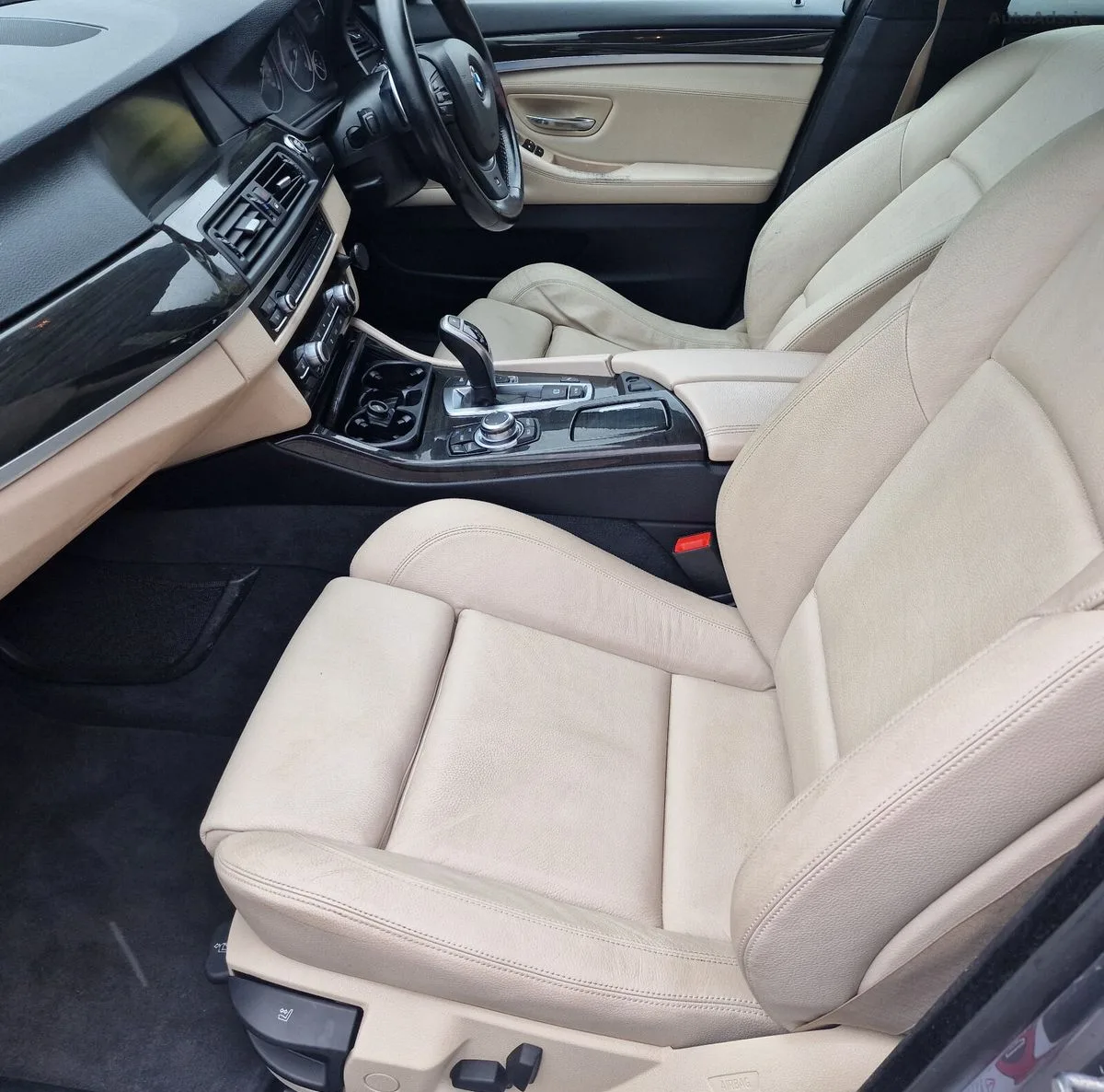 2012 BMW 5-Series – photo 11