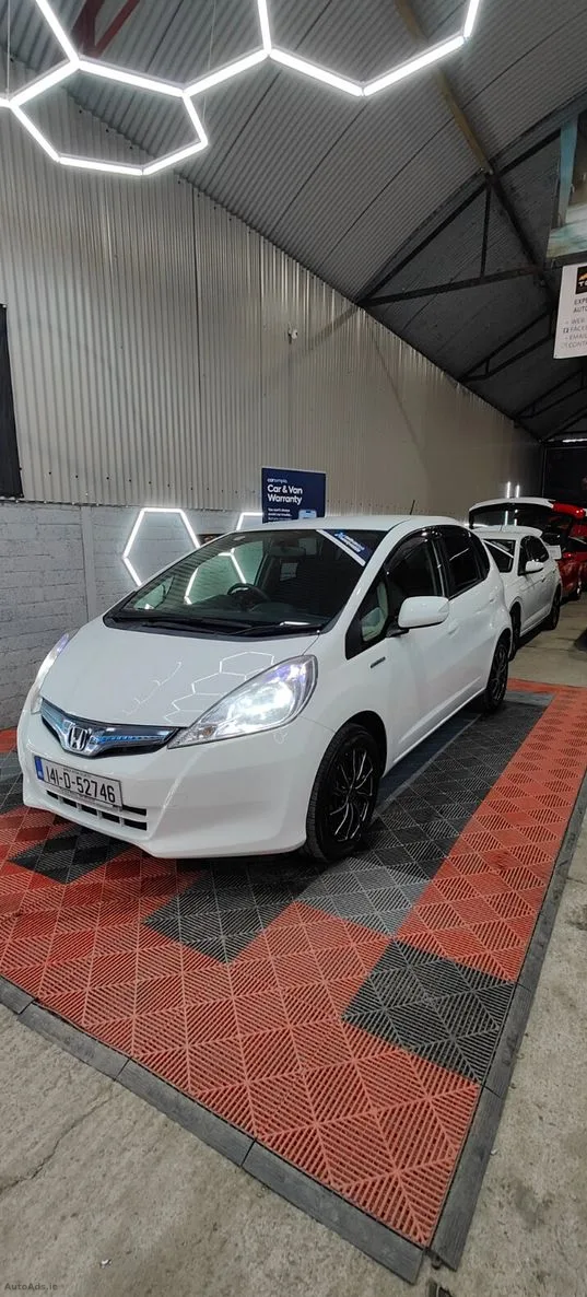 2014 Honda Fit – photo 19