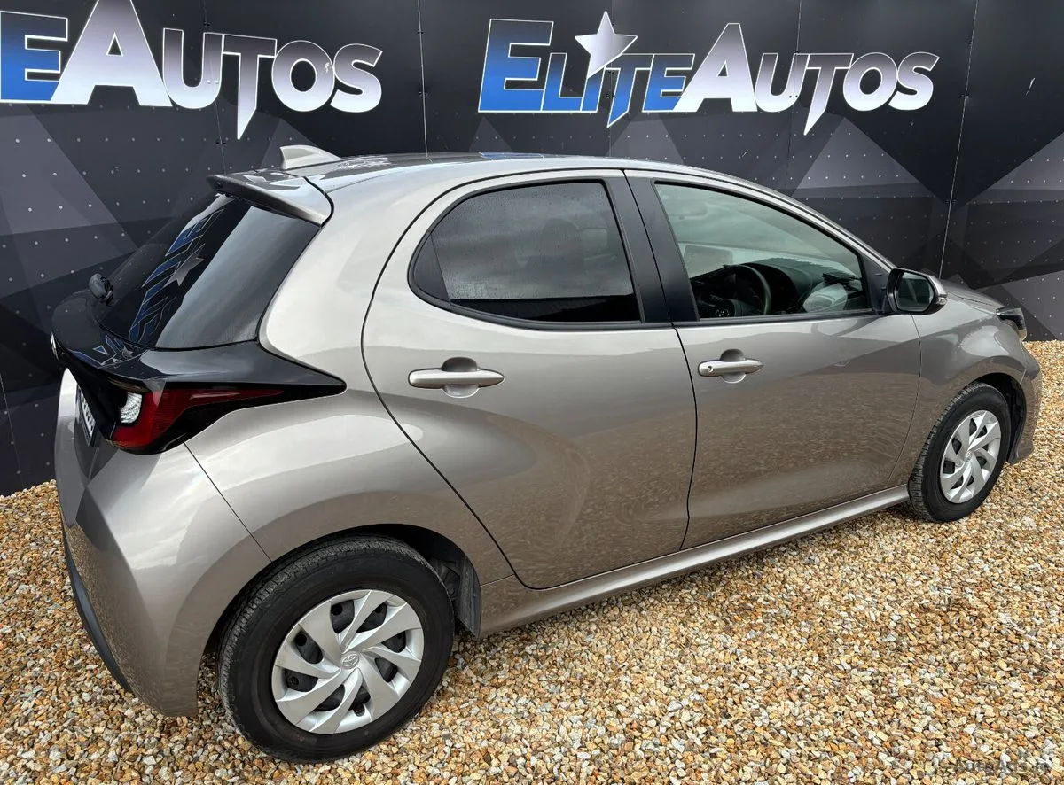 2022 Toyota Yaris – photo 7