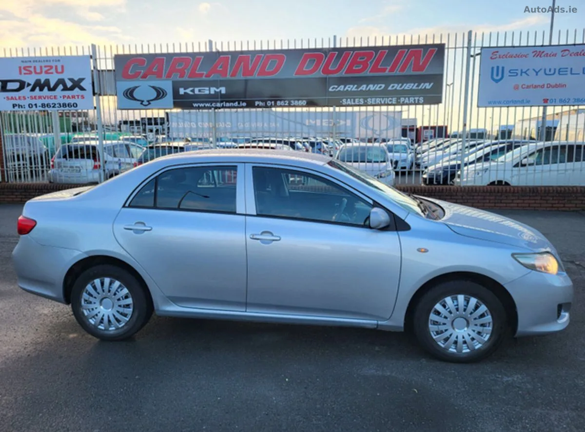 2010 Toyota Corolla – photo 2