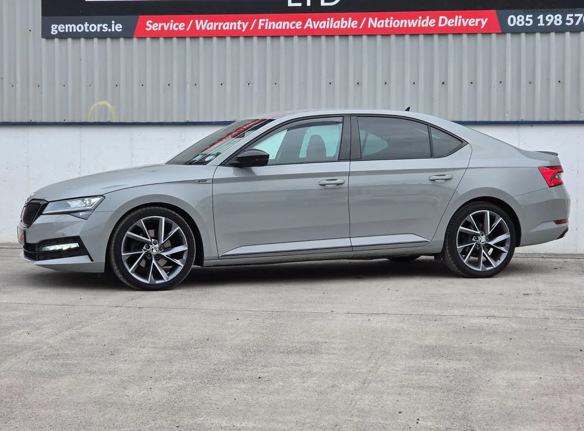 2022 Skoda Superb – photo 13