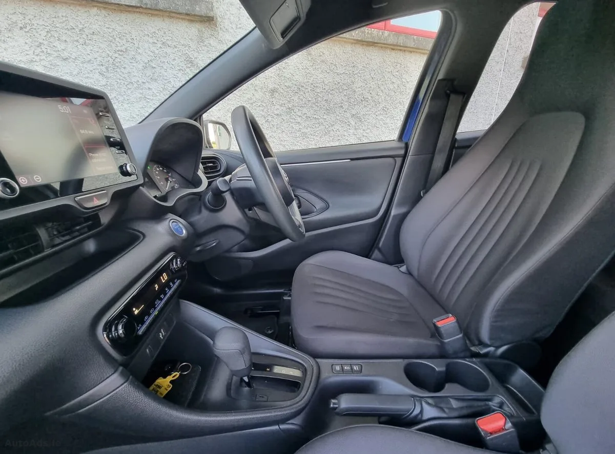 2021 Toyota Yaris – photo 12