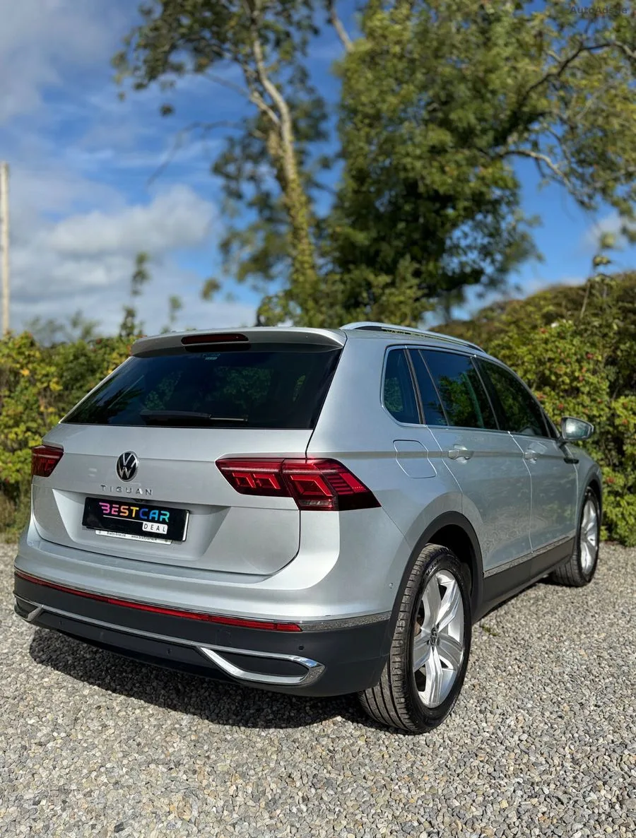 2022 Volkswagen Tiguan – photo 11