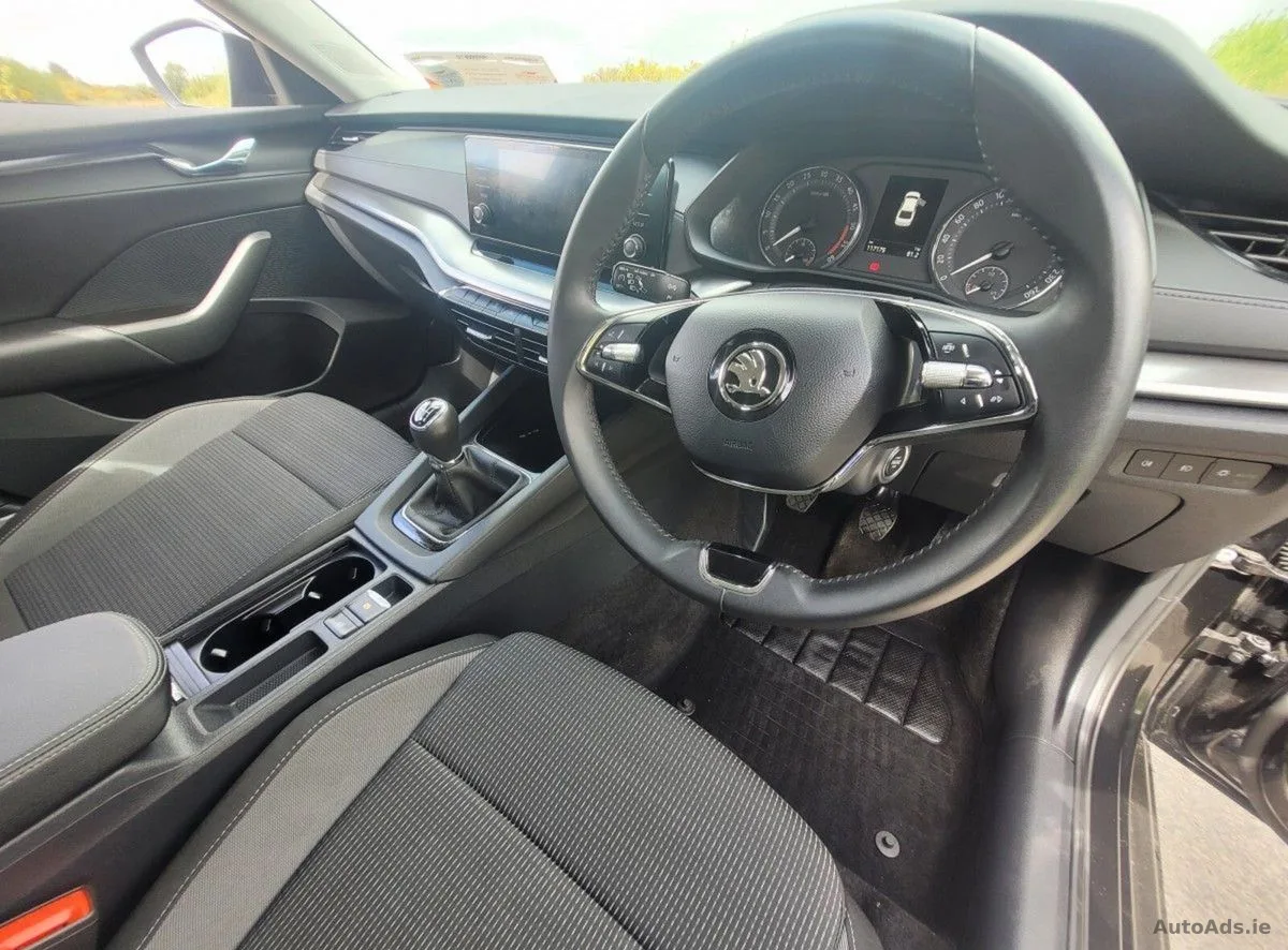 2024 Skoda Octavia – photo 4