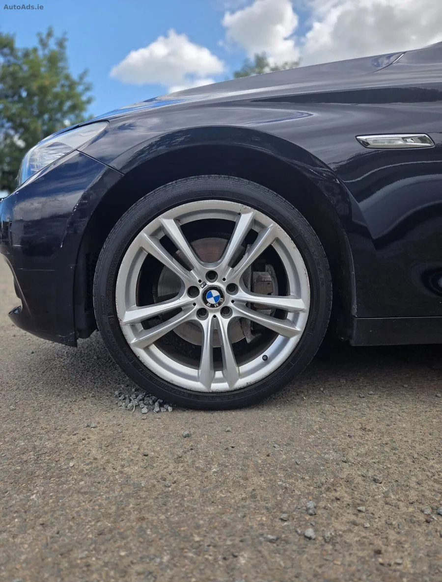 2013 BMW 5-Series – photo 13