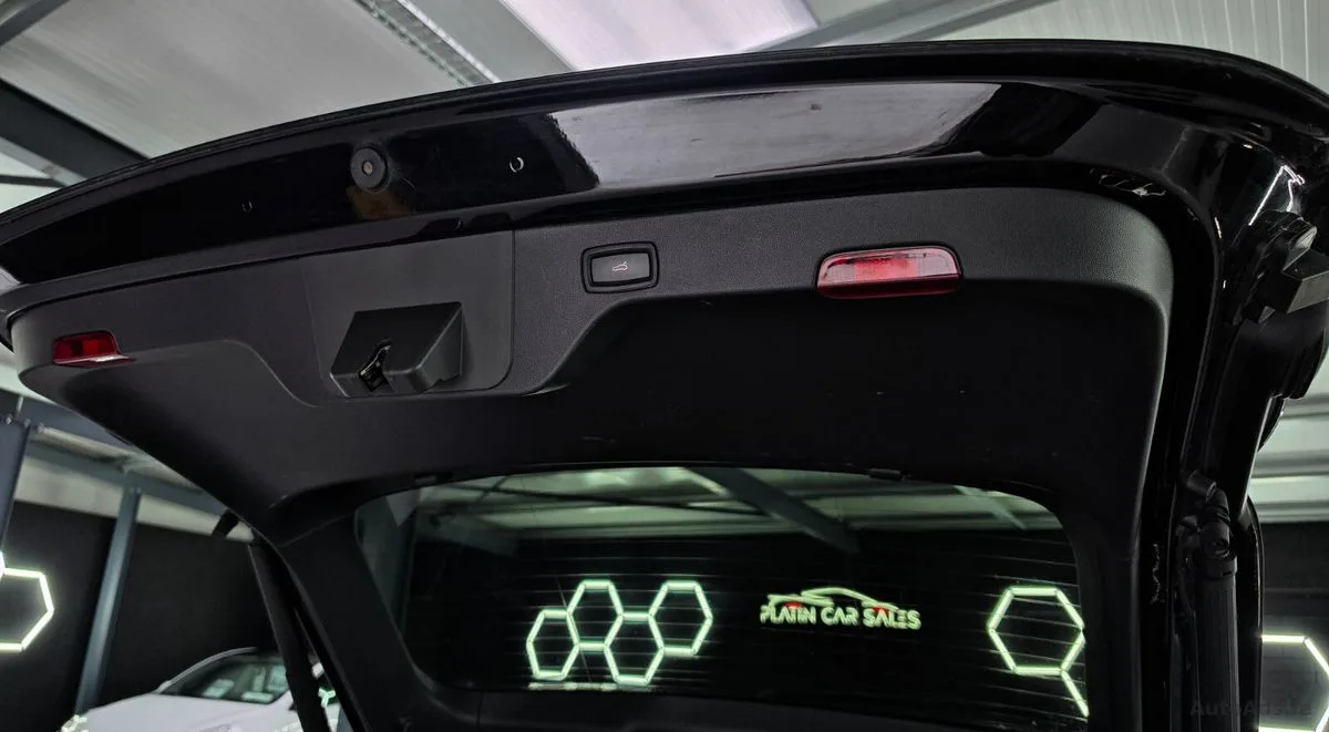 2024 Porsche Macan – photo 18