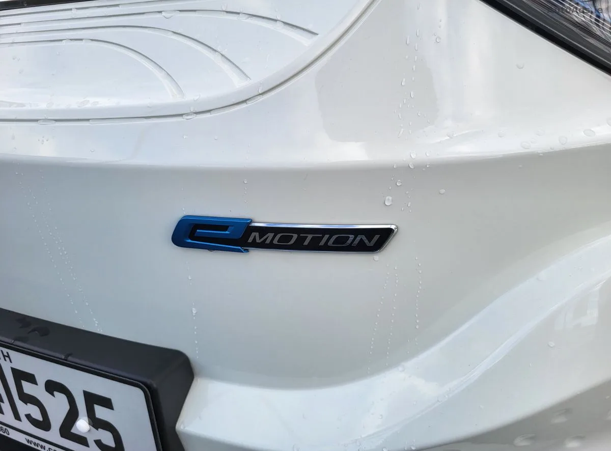 2025 KGM Korando – photo 11
